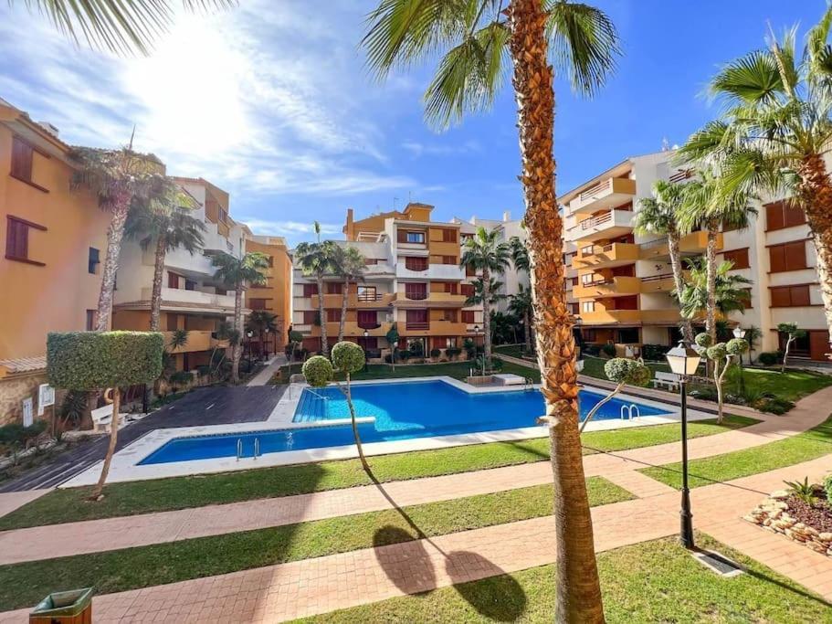 Olivia Sunny 2 Bedroom Apartament Punta Prima Torrevieja Buitenkant foto