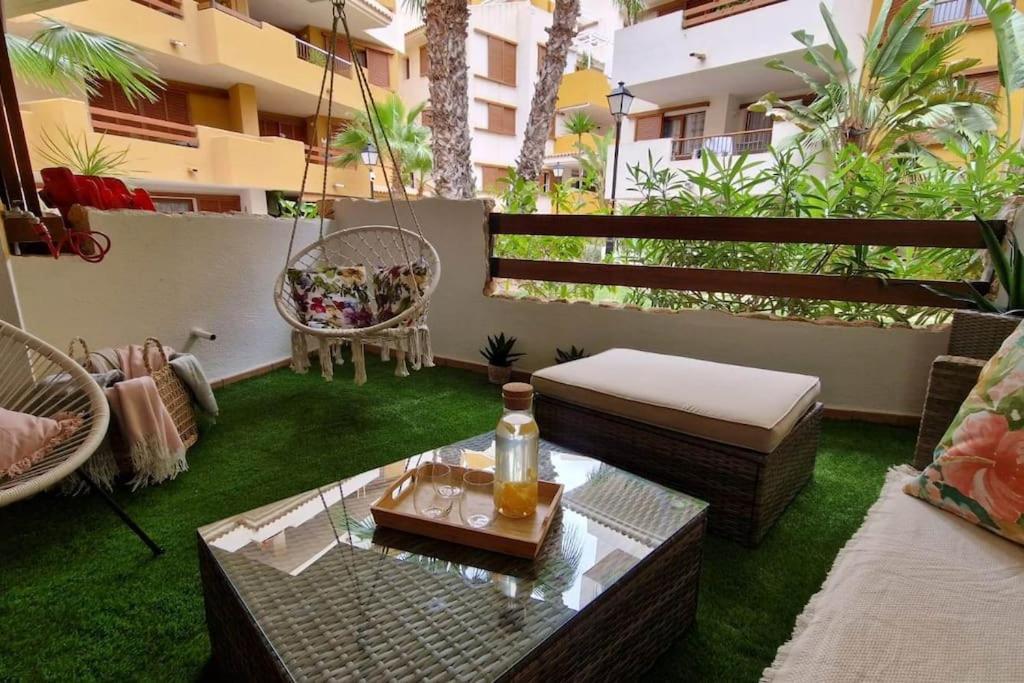 Olivia Sunny 2 Bedroom Apartament Punta Prima Torrevieja Buitenkant foto